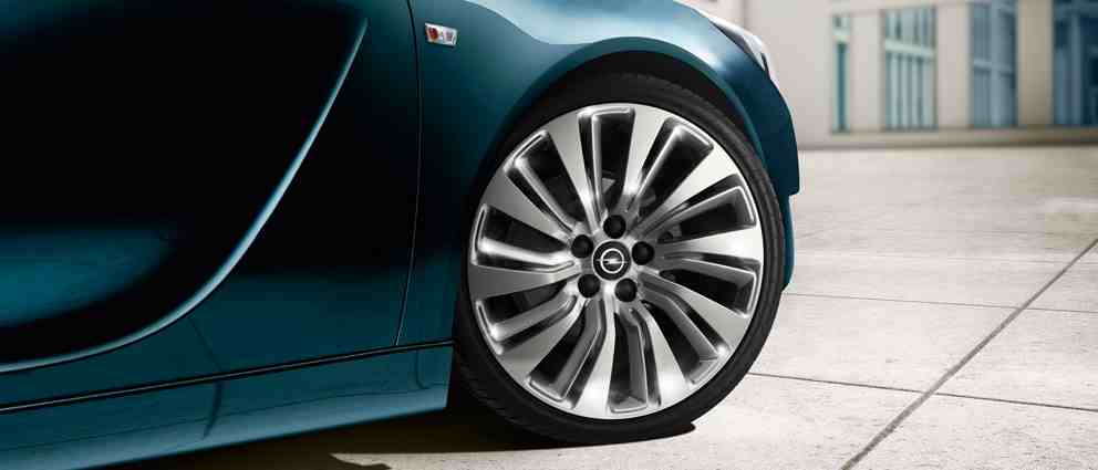 Opel_Insignia_Exterior_Design_Close-Up_992x425_ins14_e01_197
