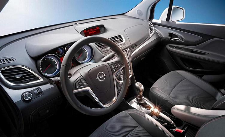 2016-Opel-Mokka-interior