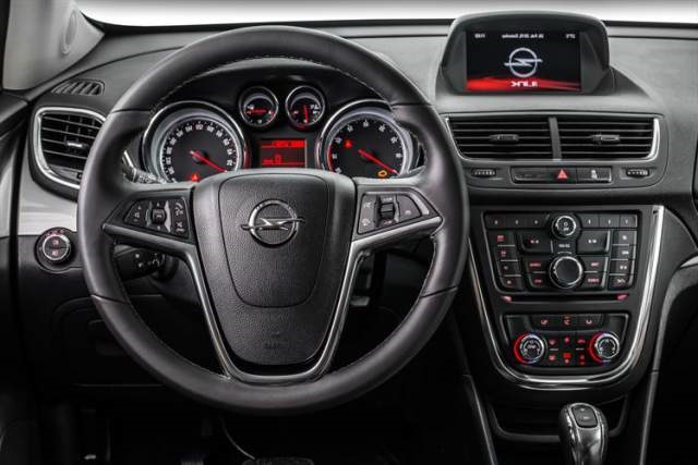 Opel-Mokka-2016-interior (1)