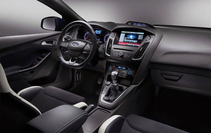 Ford Focus RS interior1