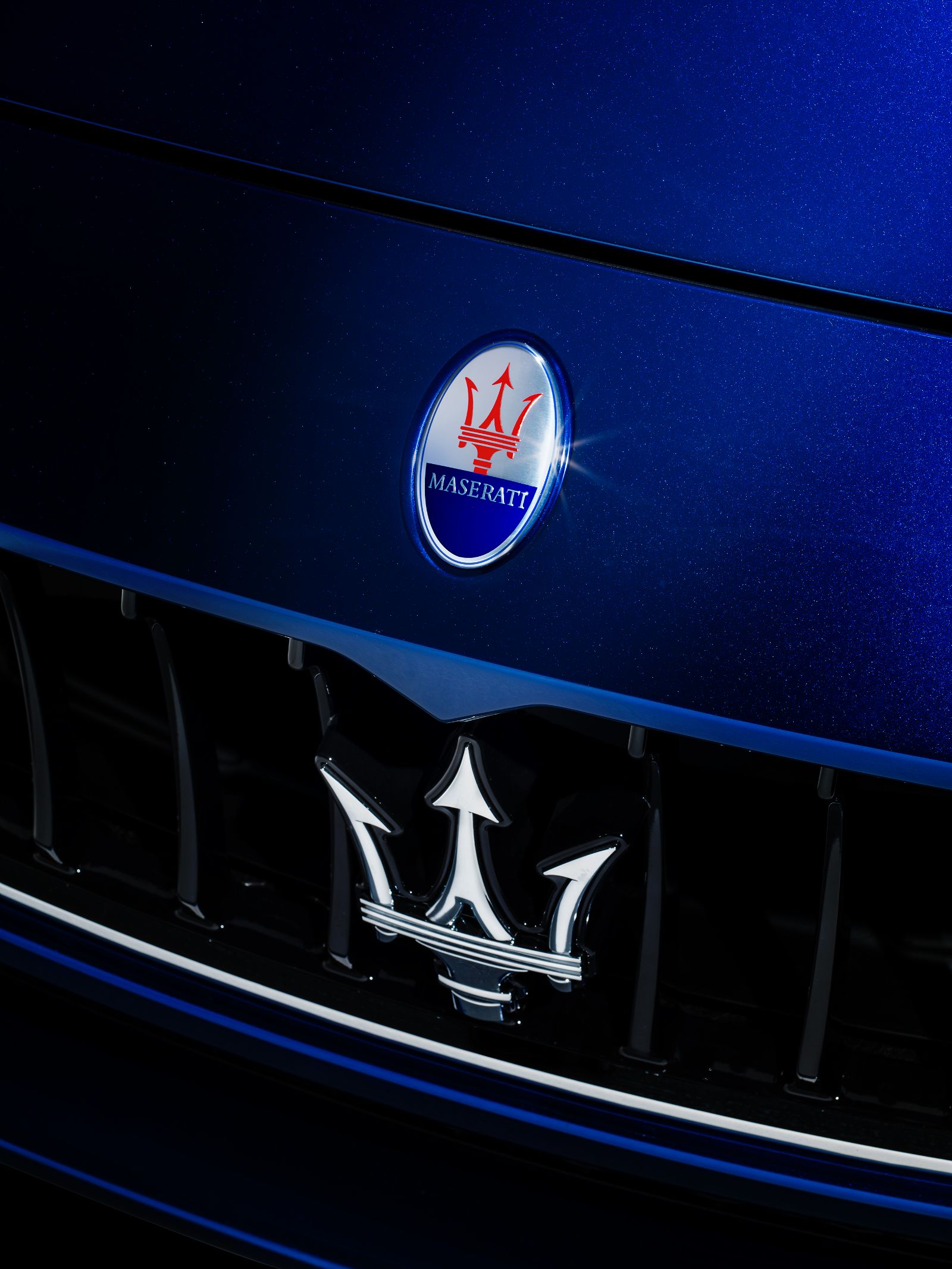 Maserati-Ghibli-dettaglio-logo