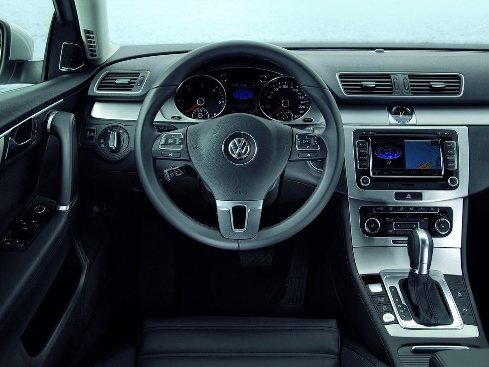 new passat-Volkswagen-5