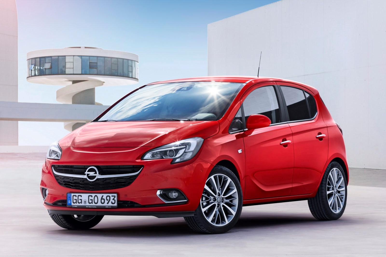 Opel Corsa 2015-ميزات عيوب