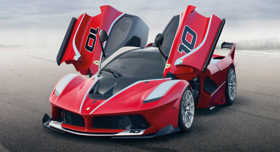 صور نسختان من فيراري Fxx K للبيع في دبي ملاكي كوم